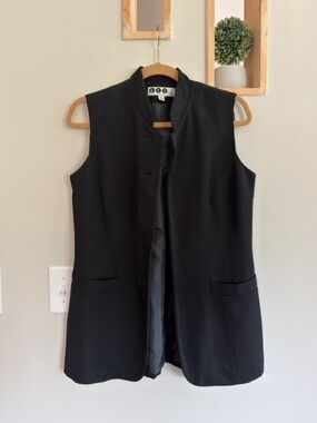 Sleeveless Black Women's Tailored Vest Jacket
